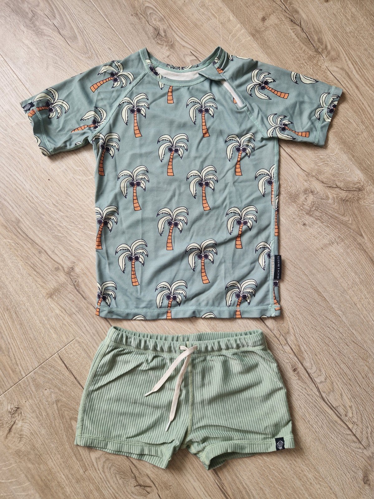 Beach & Bandits UV Tee (shirt) & Short 128/134, Ophalen of Verzenden, Jongen of Meisje, Sport- of Zwemkleding