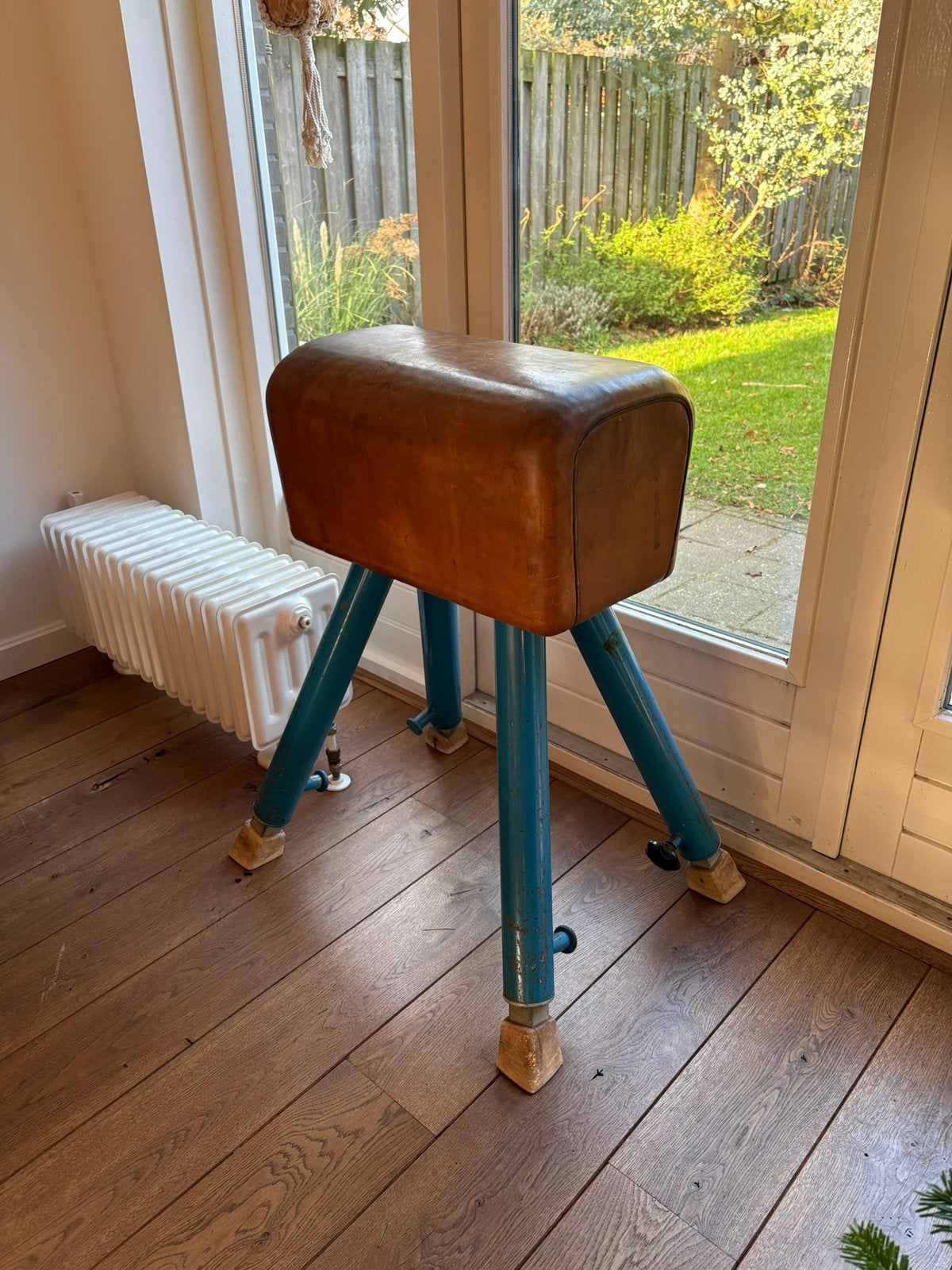 Vintage turnbok, Maat 36 t/m 42, Ophalen, Zo goed als nieuw, Materiaal