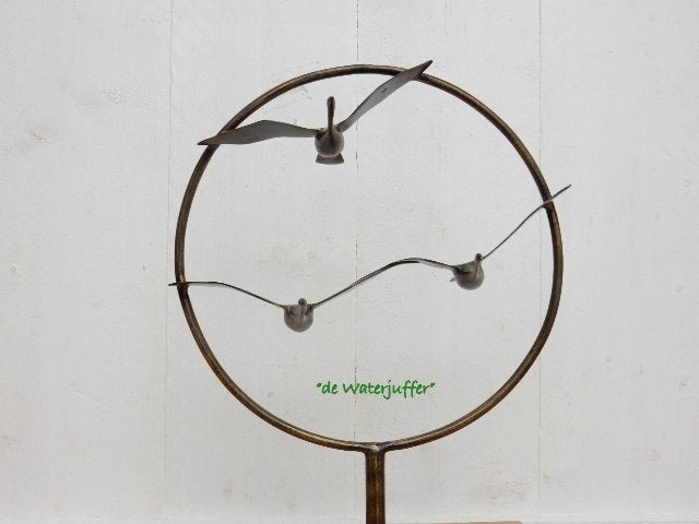 206* Bronzen 3 zwanen op stang(Boven€75 geen verzendkosten), Ophalen of Verzenden, Nieuw, Overige materialen, Dierenbeeld