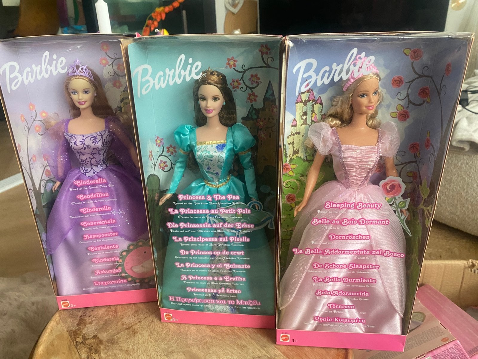 Barbies uit 2002 nog nieuw in doos, Ophalen, Nieuw, Pop