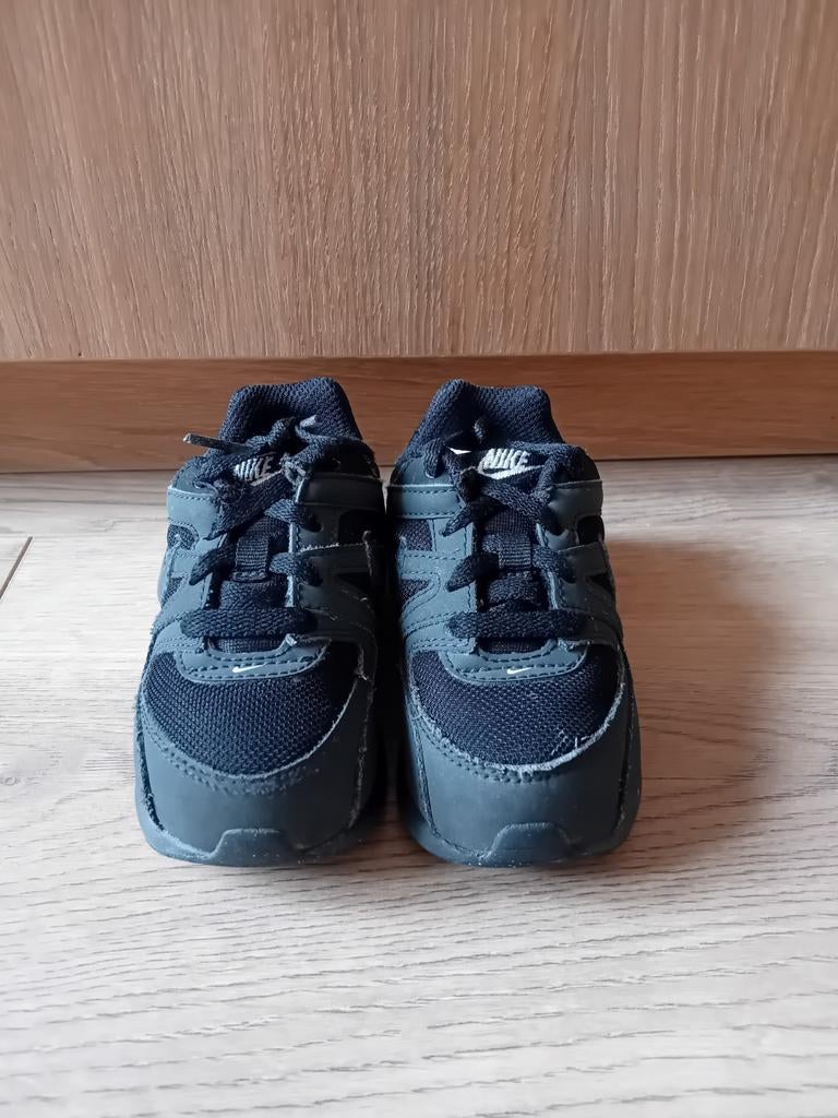 Peuter Nike Air Max maat 22, Zwart, Ophalen of Verzenden, Nike, Jongetje, Gebruikt