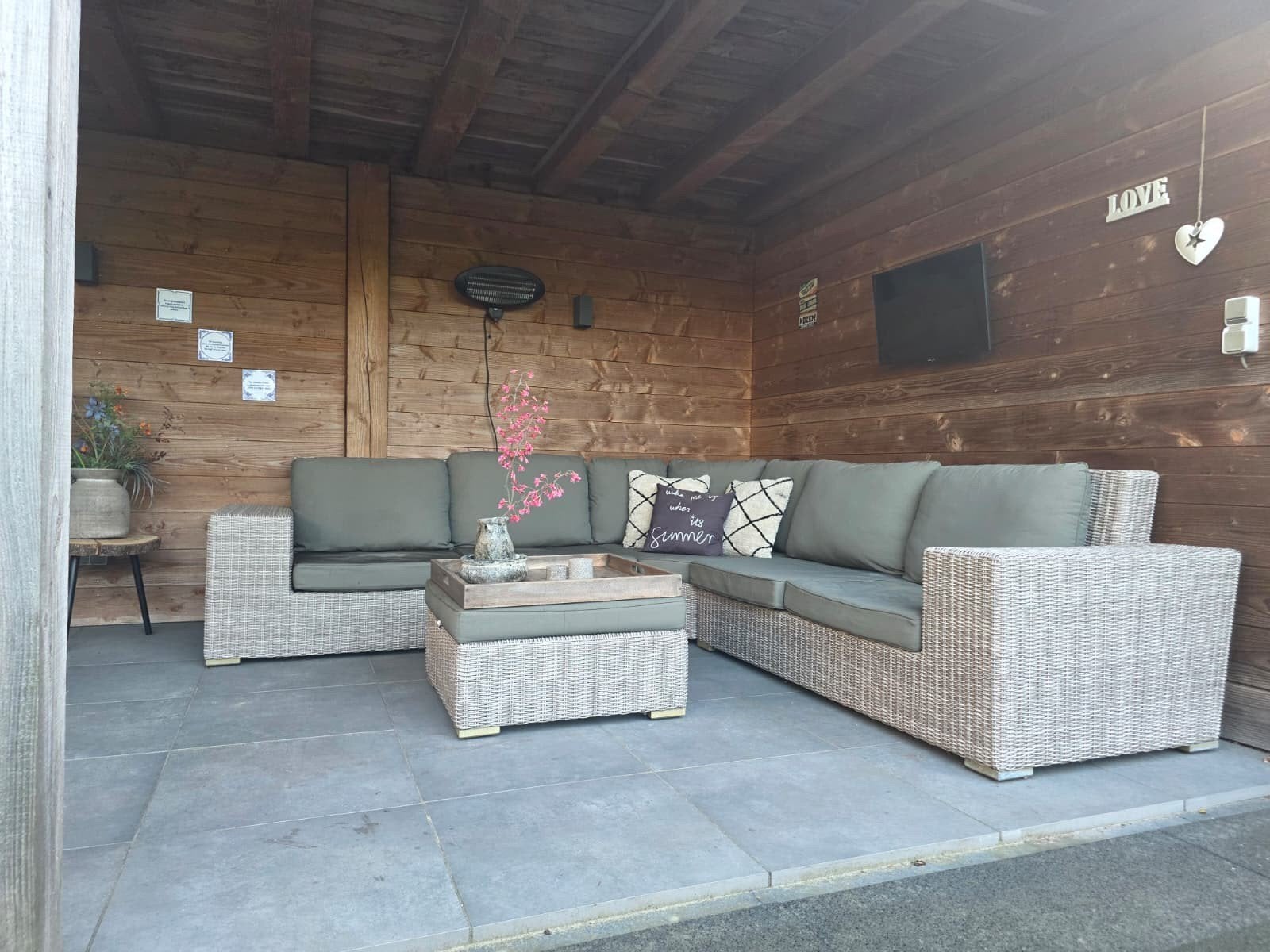 Giardo Loungeset - Comfortabel en Stijlvol voor Buiten, Ophalen, 5 zitplaatsen, Gebruikt, Bank