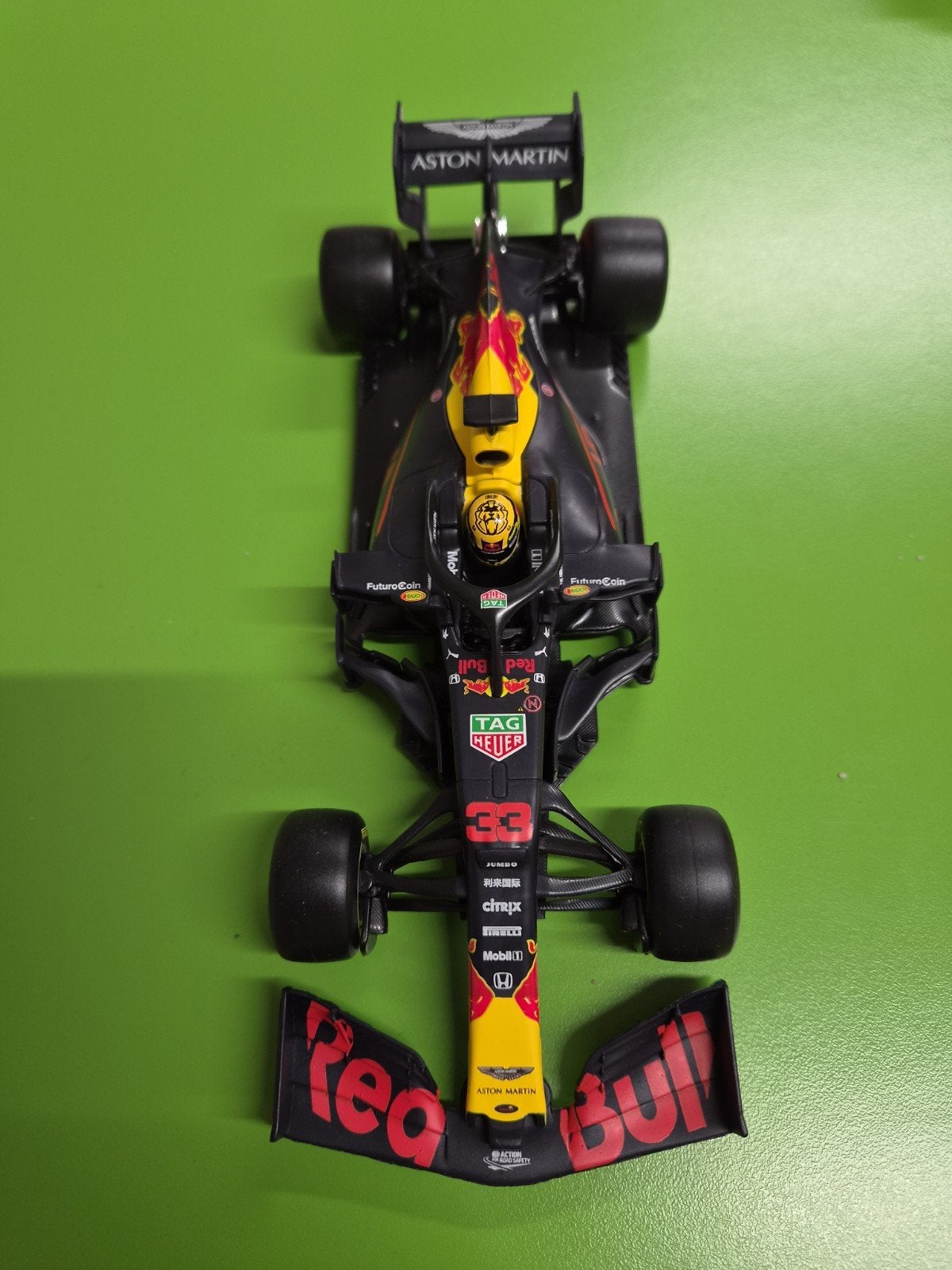 Red Bull Racing F1 Modelauto - Max Verstappen #33, Ophalen of Verzenden, Zo goed als nieuw, Overige typen