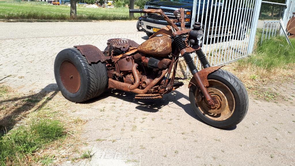HARLEY DAVIDSON FXSTBI  TRIKE   2005