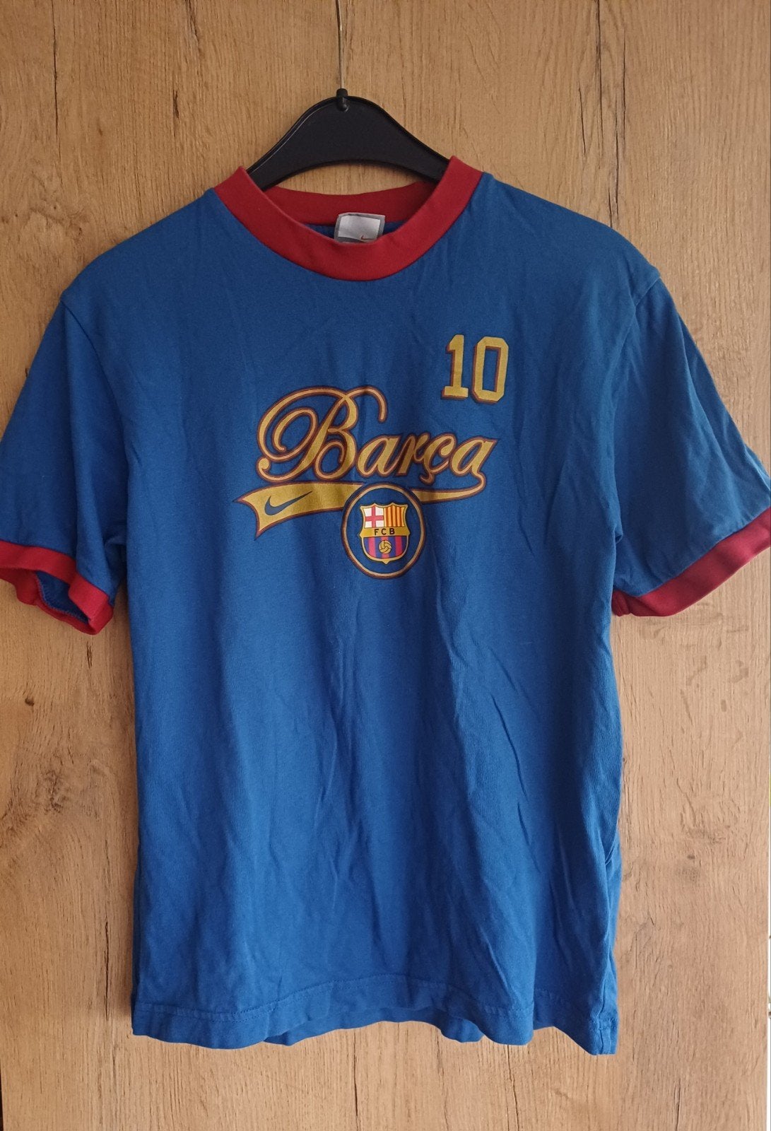 Mooi Barcelona Voetbalshirt Ronaldinho maat Boys-L voor € 10, Sport en Fitness, Voetbal, Ophalen, Shirt