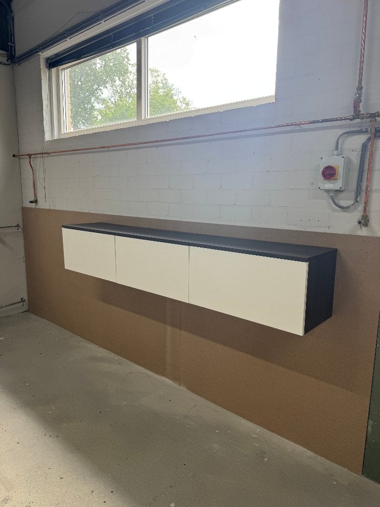 Tv-meubel - 200 x 35 x 35 cm, Ophalen, Overige materialen, 100 tot 150 cm, Zo goed als nieuw