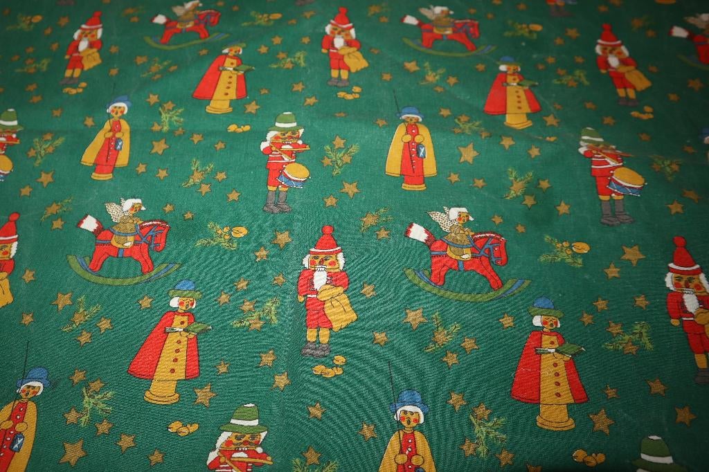 Vintage kerst tafelkleed groen rood goud 132x225cm - lang mo, Diversen, Kerst, Ophalen of Verzenden