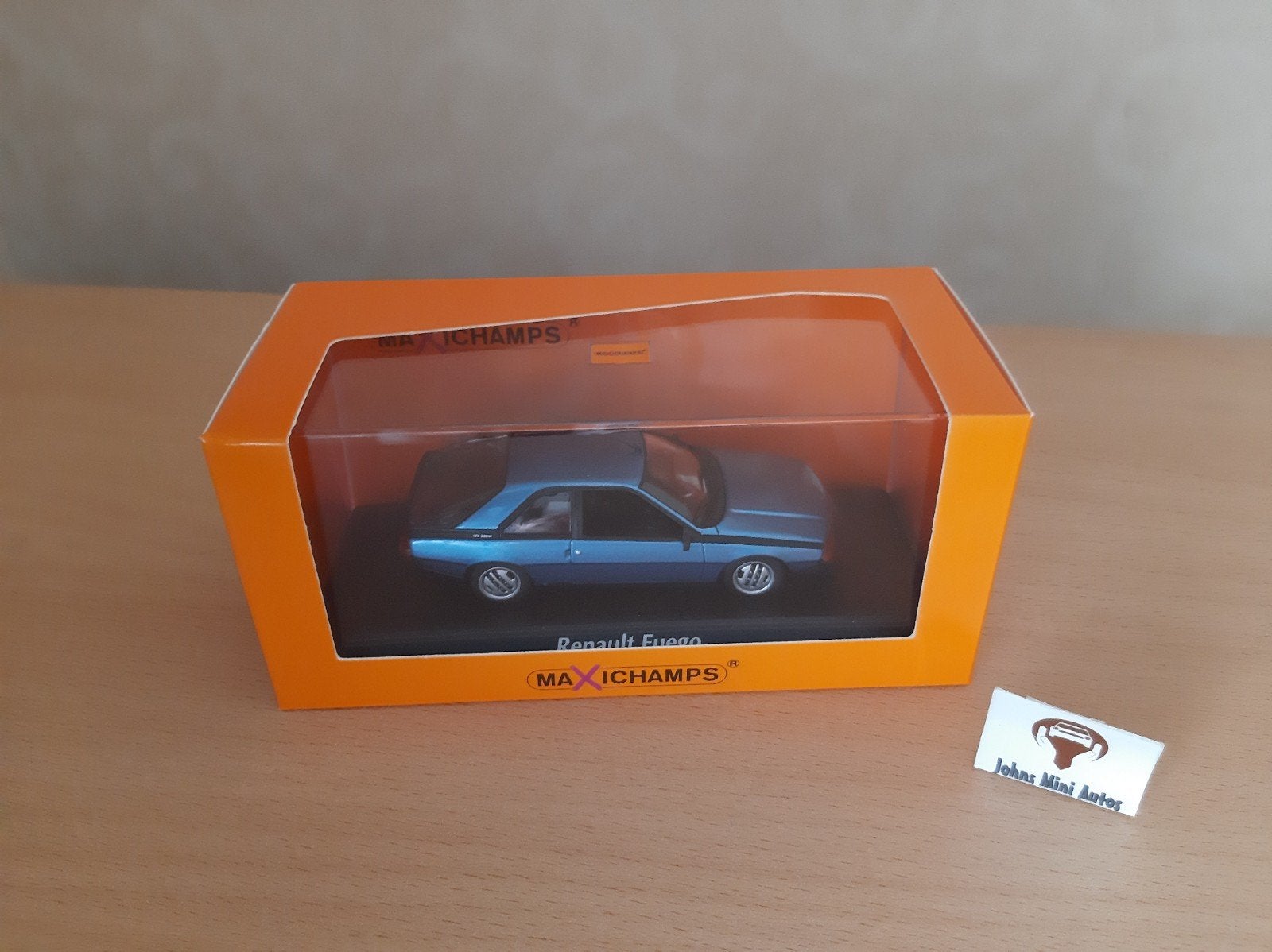 Renault Fuego 1984 blauw-metallic van Maxichamps 1:43, Overige merken, Auto, Nieuw, Ophalen of Verzenden