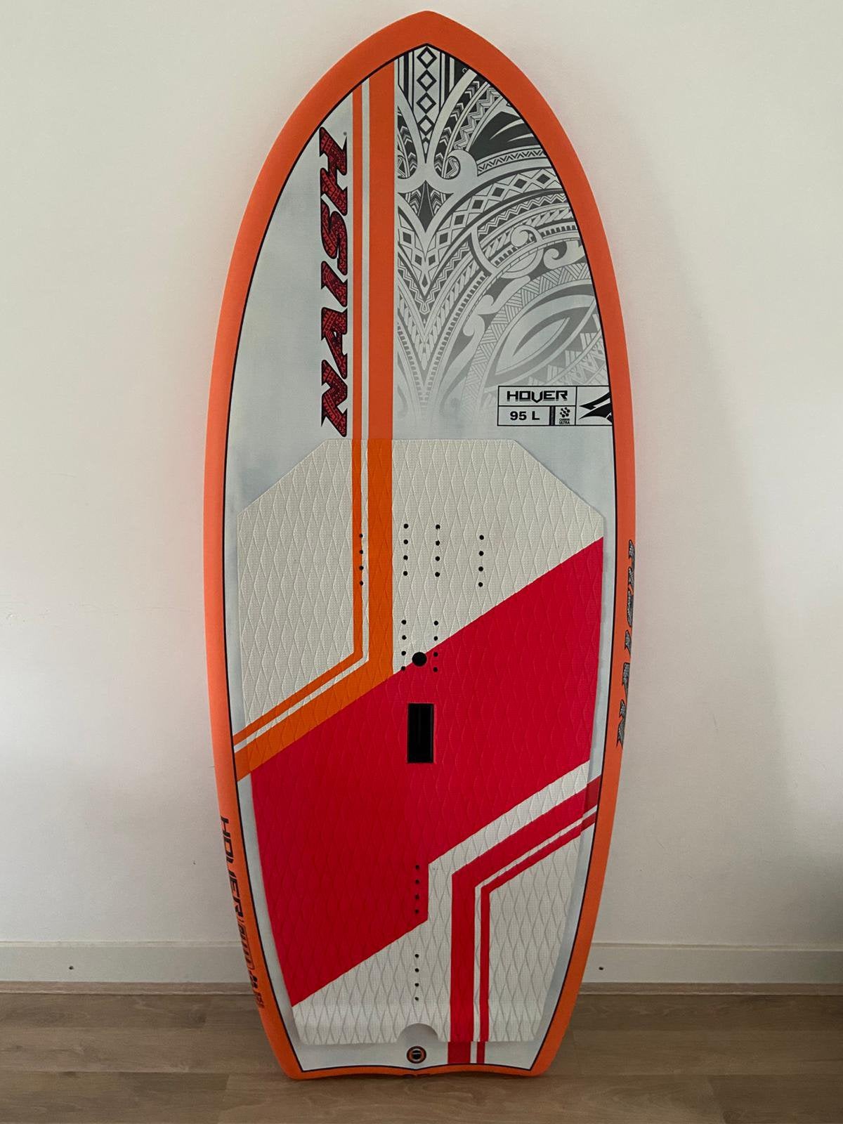 Wingfoil Carbon Board - Naish 95 Liter Als Nieuw, Watersport en Boten, Ophalen, ., Zo goed als nieuw, .