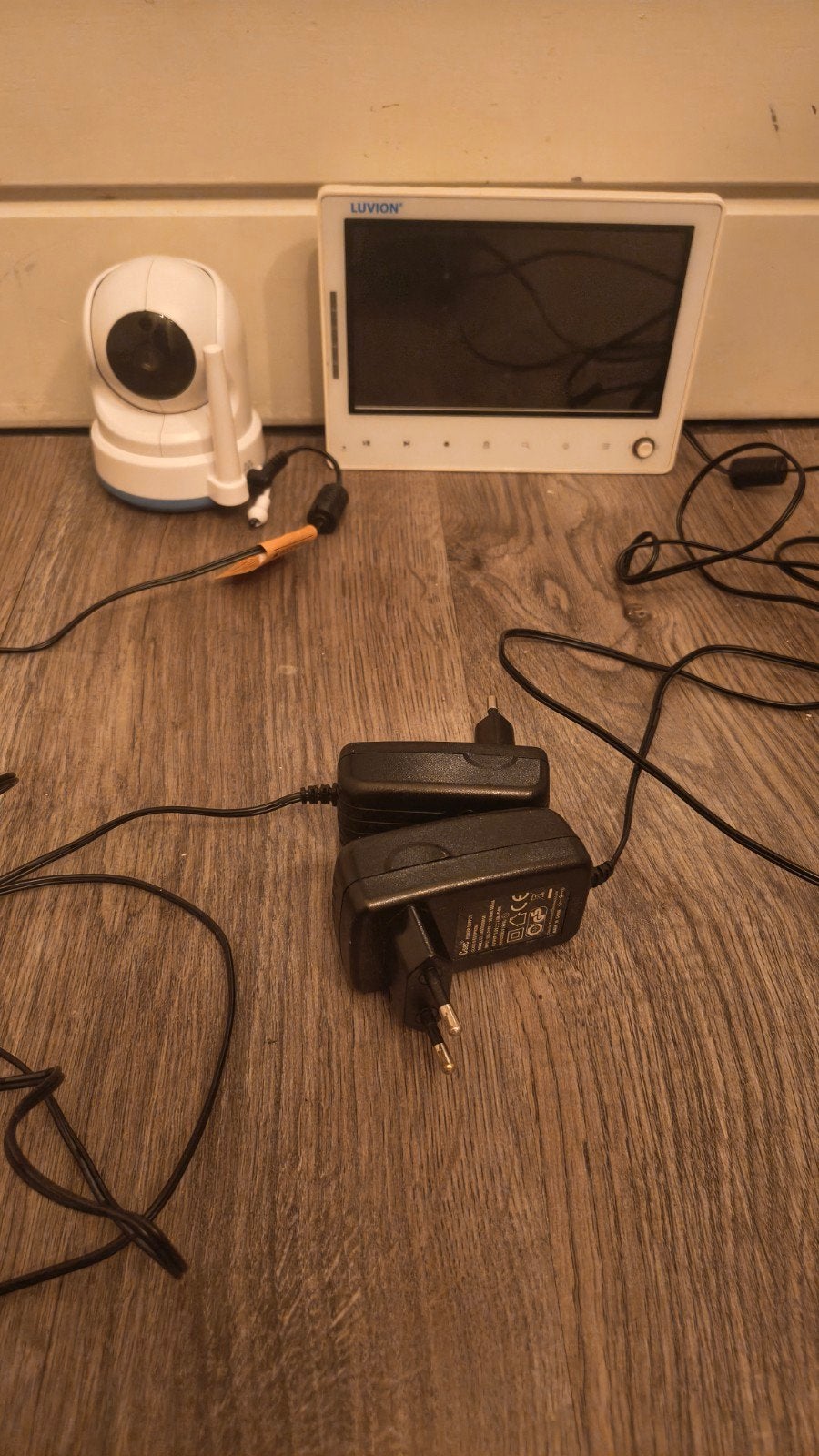 Luvion Prestige Touch 2 babyfoon met camera, Kinderen en Baby's, Ophalen, Gebruikt, 250 meter of meer, Camera