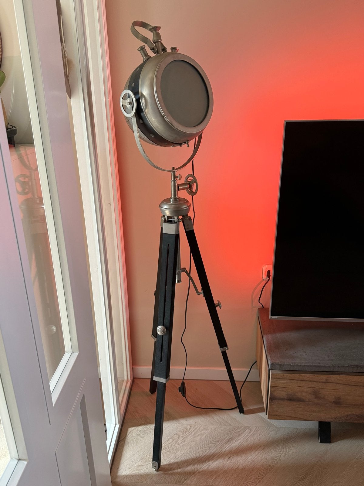 Stoere Staande Lamp op Statief - Industriële Stijl, Ophalen, Gebruikt, E27 (groot), Metaal