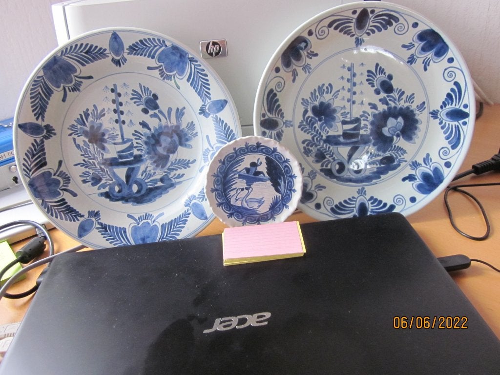 Borden antik Delfts blauw, Ophalen