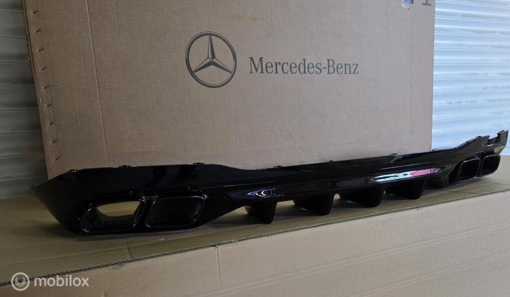 Diffuser Mercedes C-klasse W206 AMG C63 ('21->), Gebruikt, Mercedes-Benz, Ophalen of Verzenden