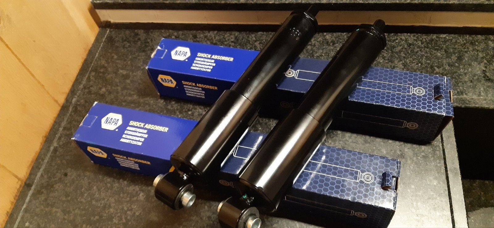Schokdempers achter NSA1628 Toyota Landcruiser/Hilux, Ophalen of Verzenden, Nieuw, Toyota