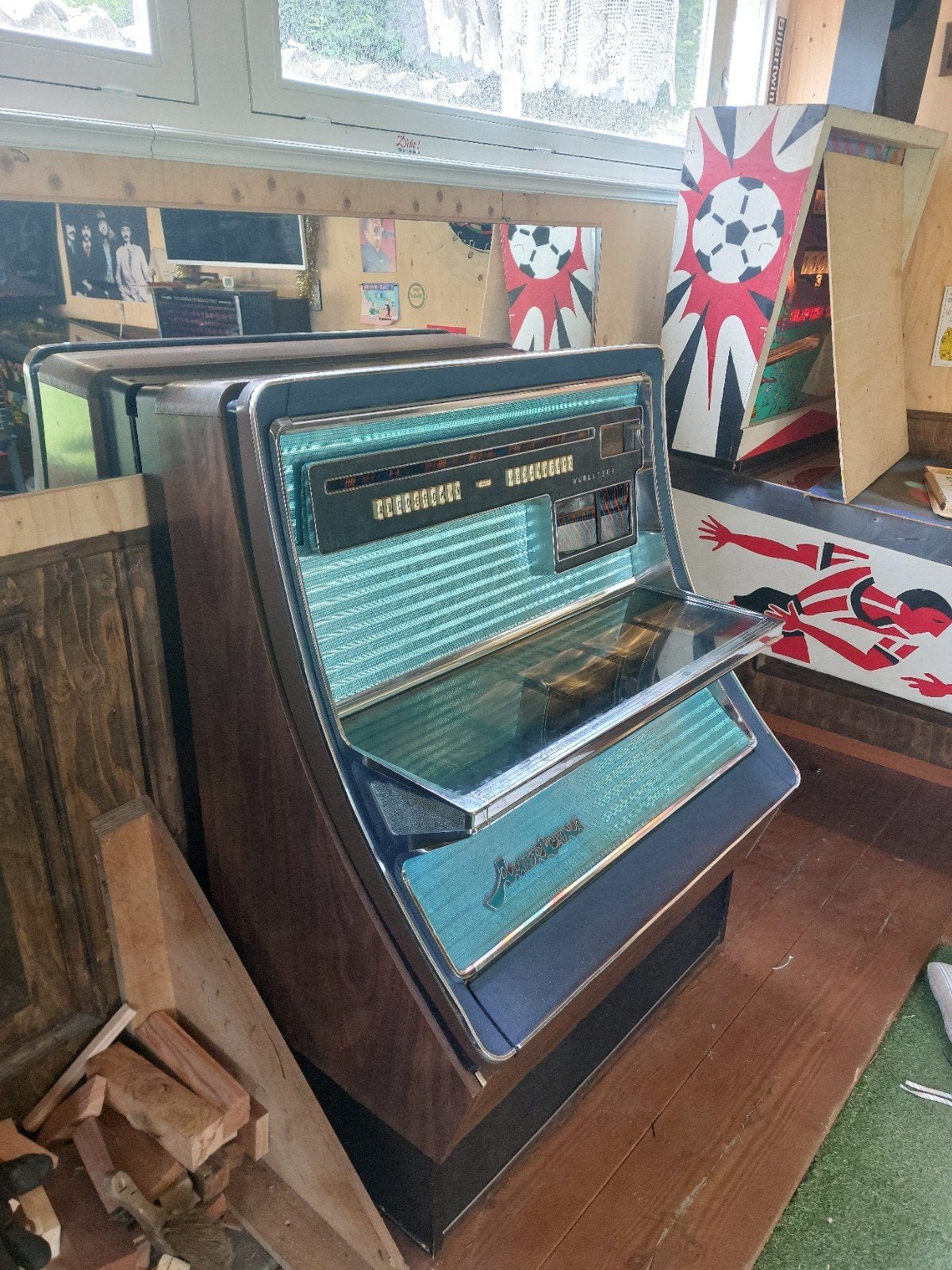 Wurlitzer 3710, Ophalen, Gebruikt, 1970 tot heden, Wurlitzer