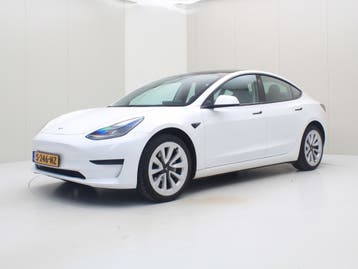 Tesla Model 3 Standard RWD Plus UPGRADE 92.3% SoH [ TREKHAAK