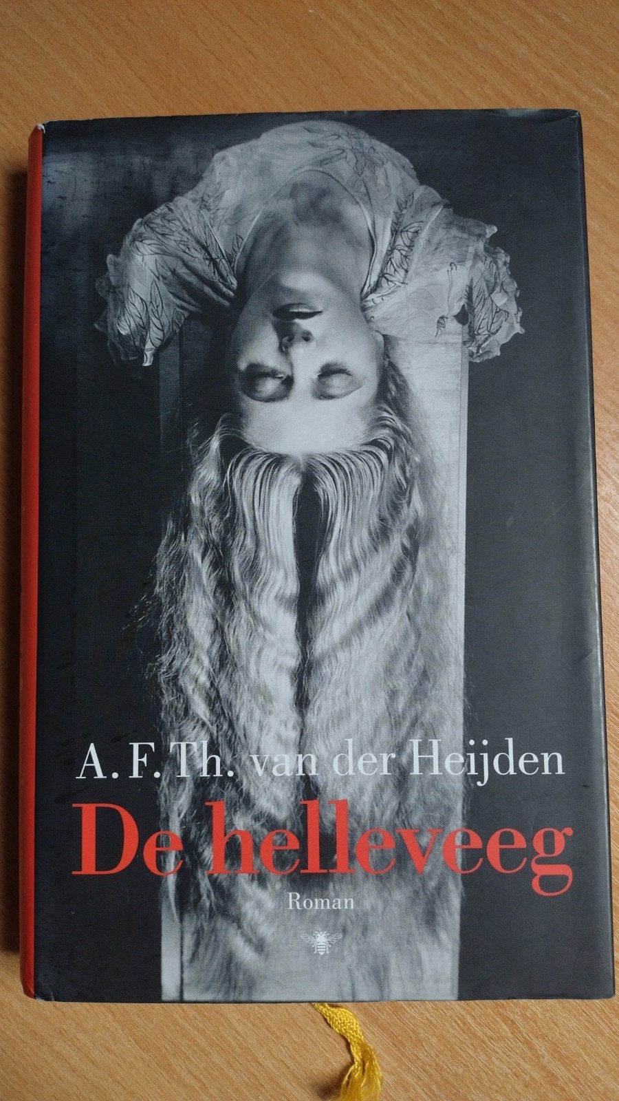 De helleveeg - A.F.Th. van der Heijden (Roman), Ophalen of Verzenden, Zo goed als nieuw, A.F.Th. van der Heijden, Nederland