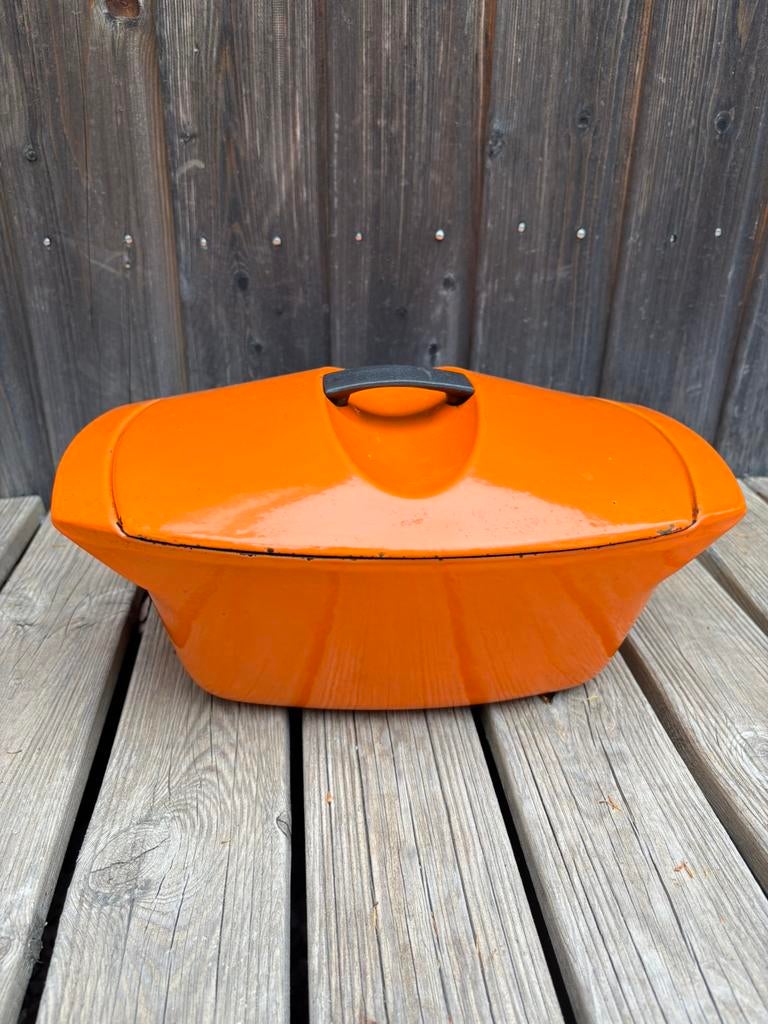 Le Creuset 45 pan braadpan ‘La coquelle’ Raymond Loewy, Huis en Inrichting, Ophalen of Verzenden, Zo goed als nieuw, Gietijzer