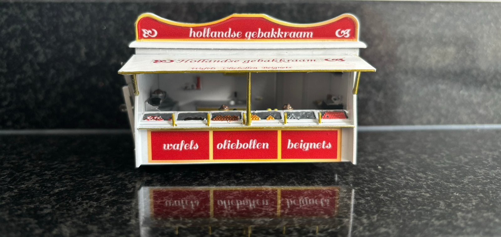 Resin bouwpakket oliebollenkraam gebakskraam kermis H0 1:87, Overige merken, Verzenden, Gelijkstroom of Wisselstroom, Brug, Tunnel of Gebouw