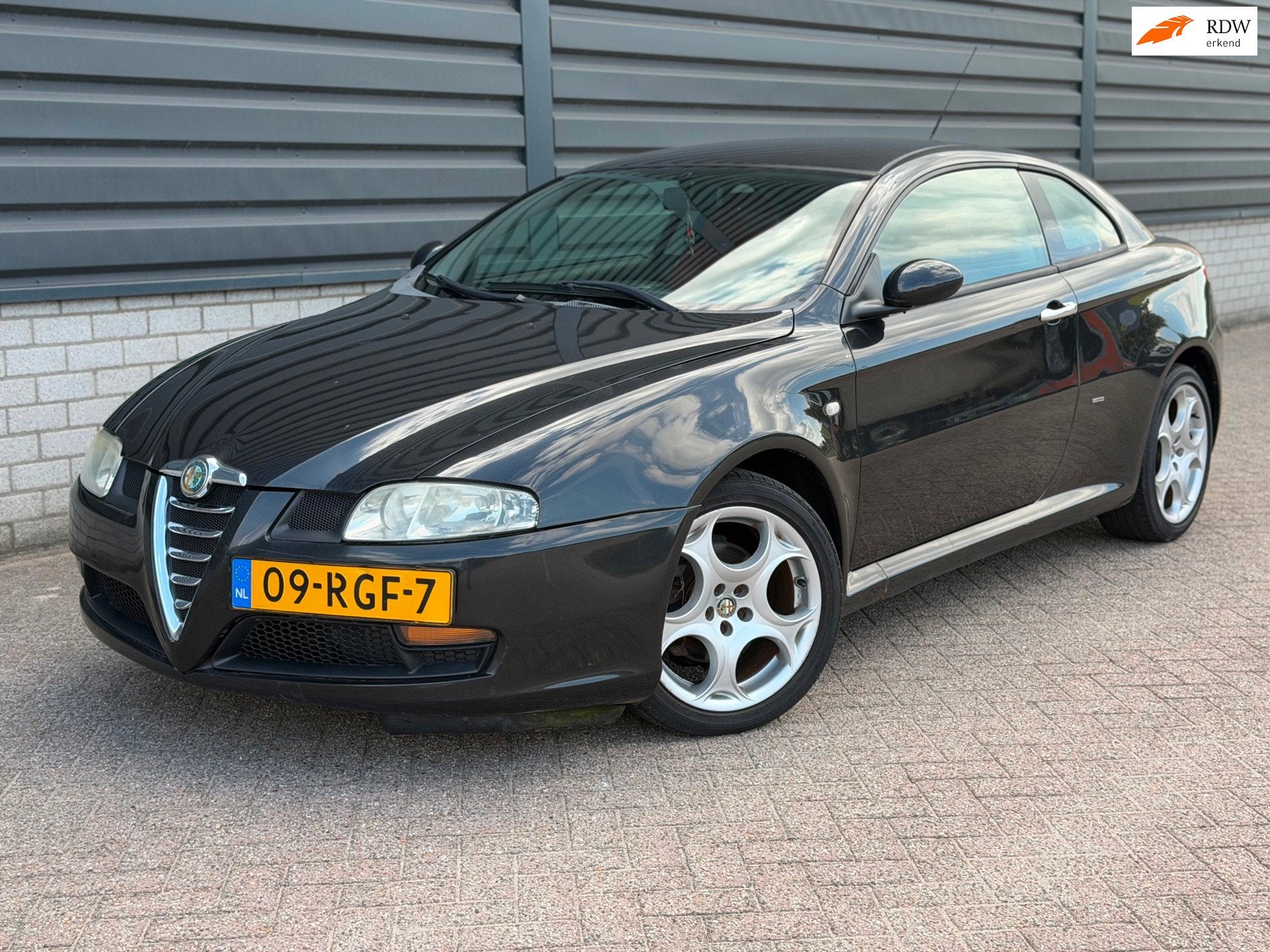 Alfa Romeo GT 2.0 JTS Distinctive Selespeed meeneemprijs, Voorwielaandrijving, Gebruikt, 1295 kg, 400 kg