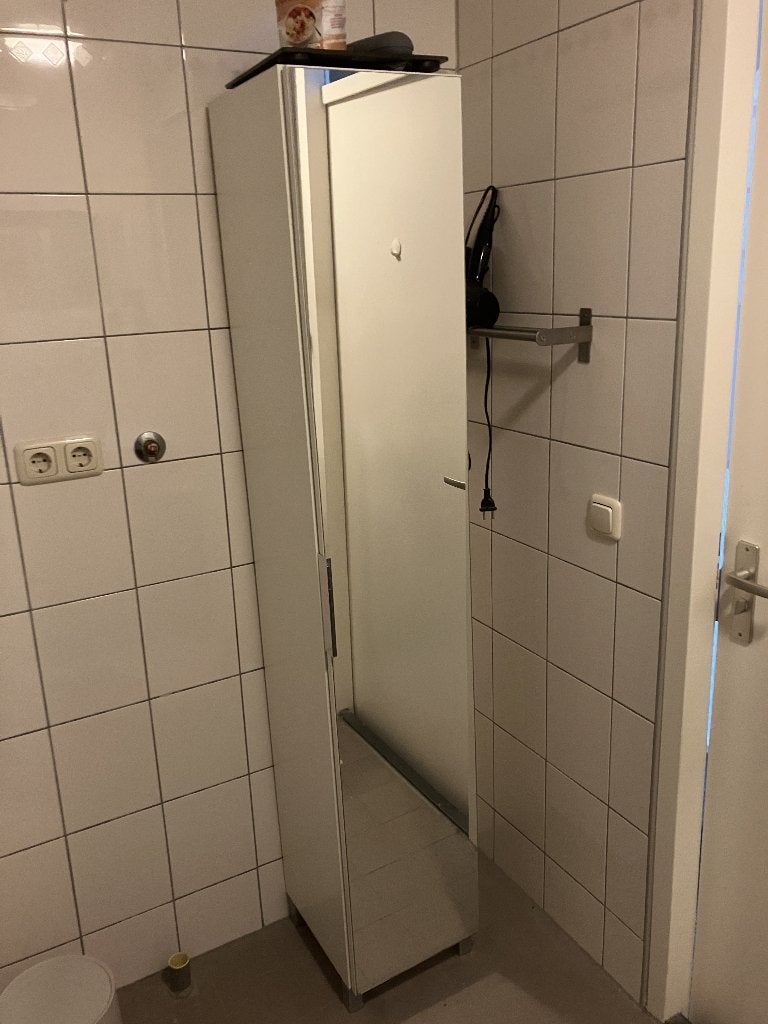 GRATIS Badkamer kast met spiegel, Ophalen, Minder dan 50 cm, 150 tot 200 cm, 25 tot 50 cm