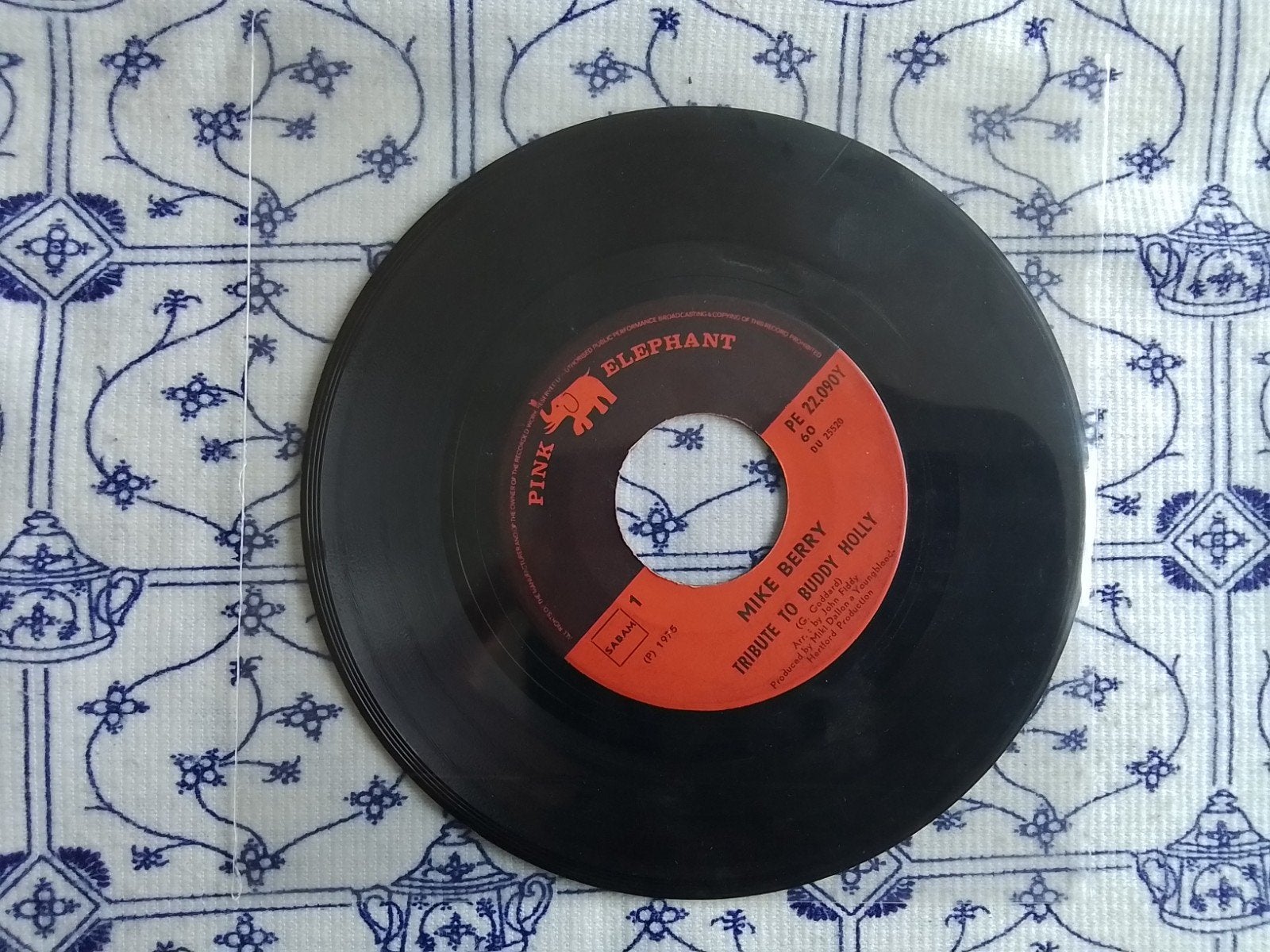 Mike berry          Tribute to buddy holly, Ophalen of Verzenden, Zo goed als nieuw, 7 inch, Pop