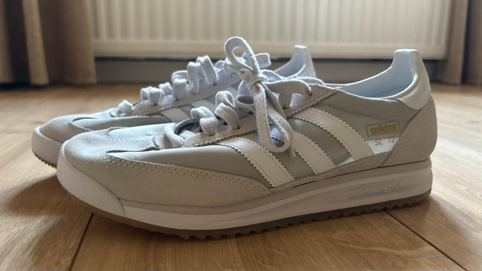 Adidas SL72 sneakers - Stijlvolle retro look, Ophalen of Verzenden, Gedragen, Beige, Sneakers of Gympen