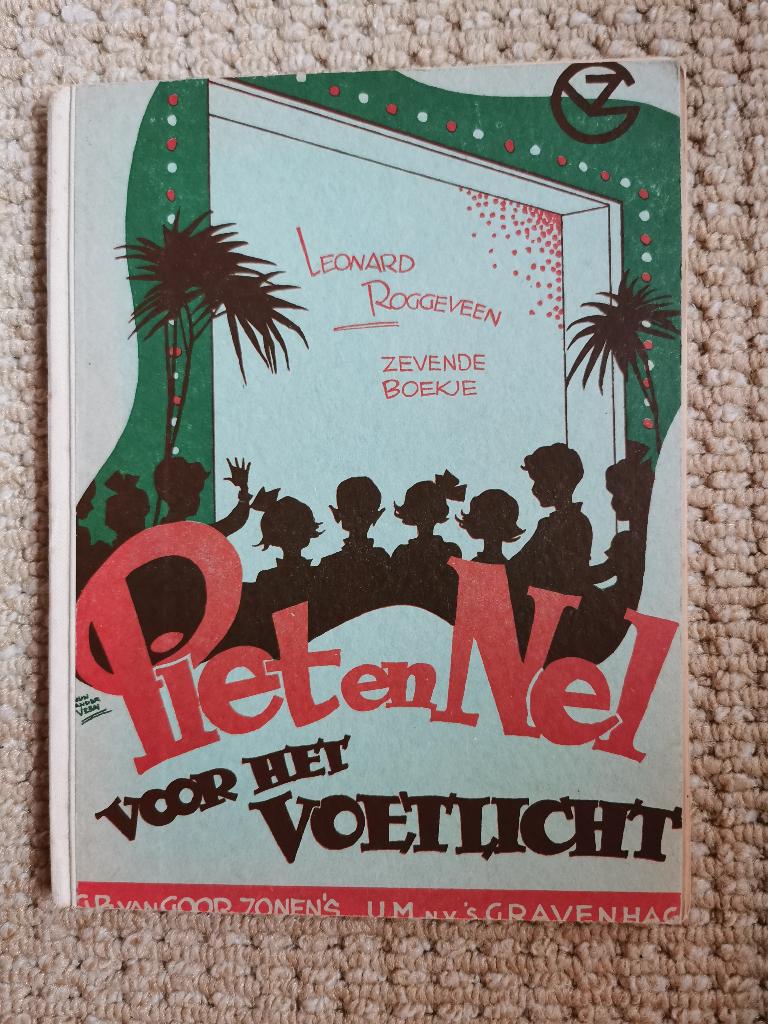 570 .. piet en nel voor het voetlicht, Boeken, Ophalen of Verzenden, Fictie algemeen