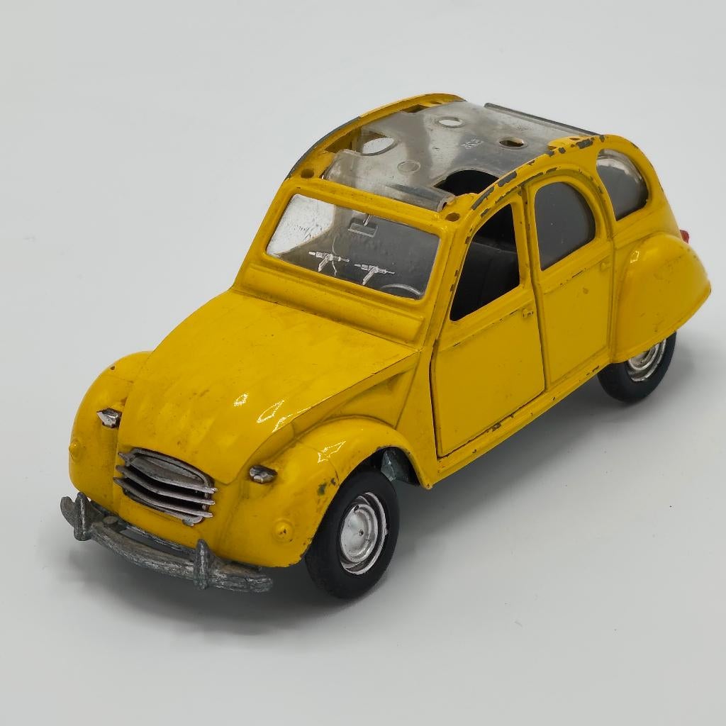 Citroën 2CV Polistil 1:25 Italië zonder dakje Geel No S219, Hobby en Vrije tijd, Modelauto's | 1:24, Ophalen of Verzenden, Gebruikt