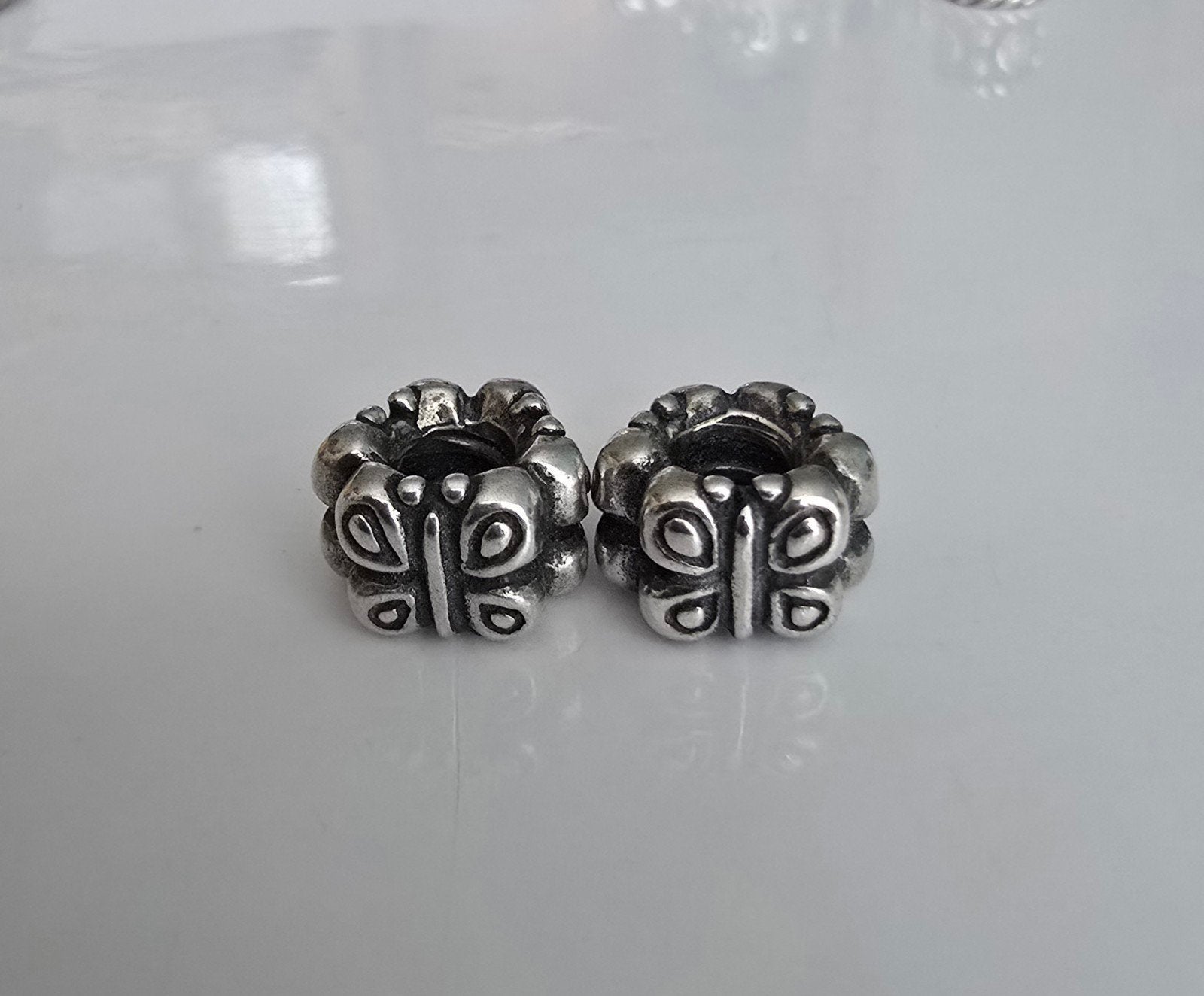 Prachtige NIEUWE originele zilveren Pandora bedels - vlinder, Ophalen of Verzenden, Zo goed als nieuw, Zilver, Pandora
