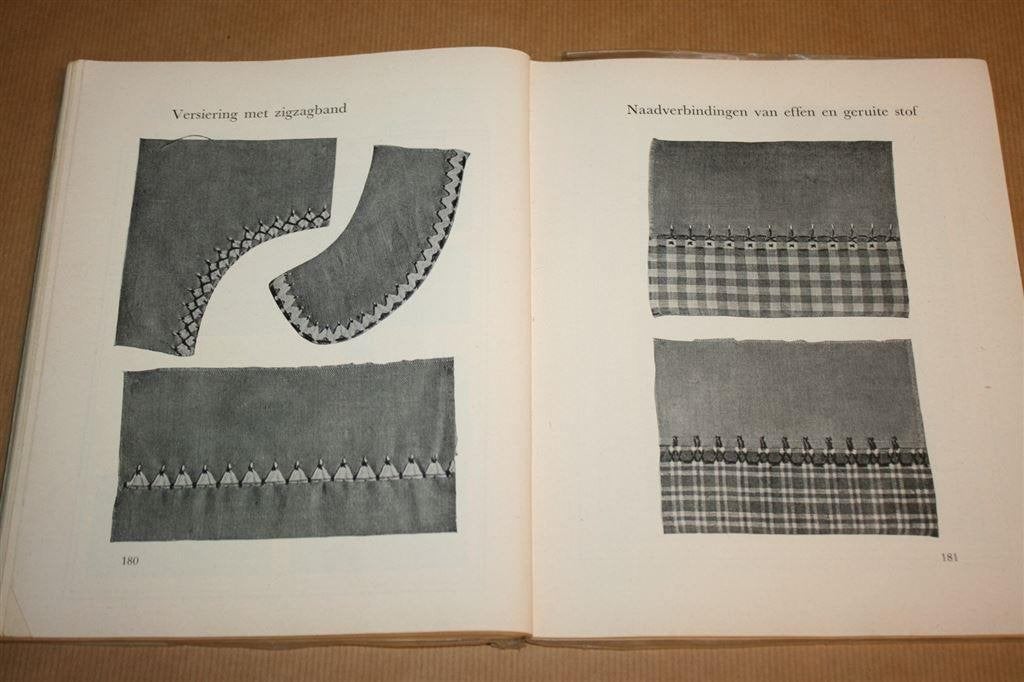 De nuttige handwerken - Oude uitgave 1964, Boeken, Ophalen of Verzenden, Gelezen, Overige onderwerpen