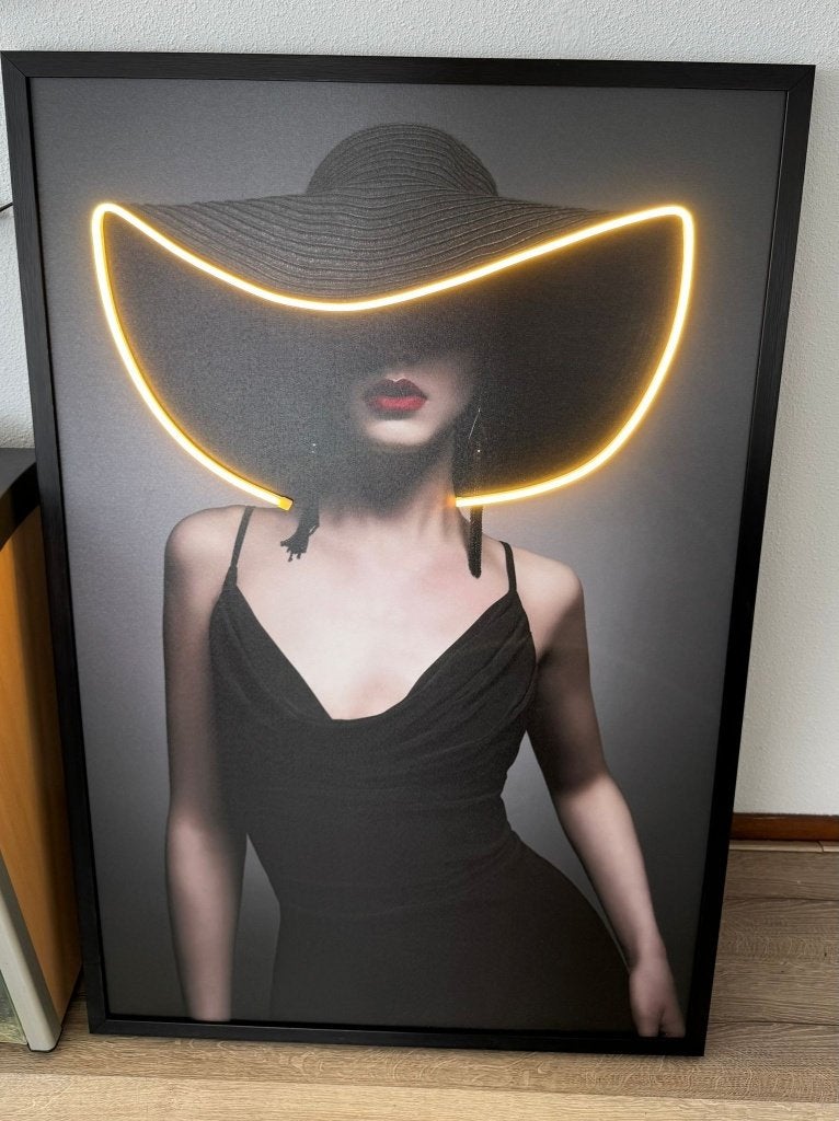 LED Schilderij | Lady of Light | 120x80, Overig onderwerp, 3D-effect, Ophalen of Verzenden, Overige materialen