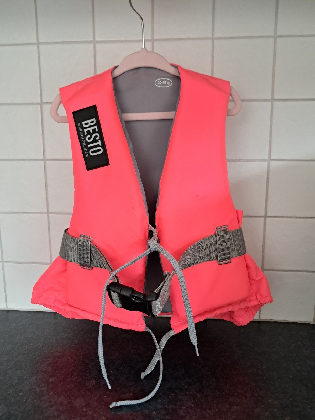 Besto zwemvest reddingsvest, Watersport en Boten, Ophalen, Kind, Besto, Zo goed als nieuw