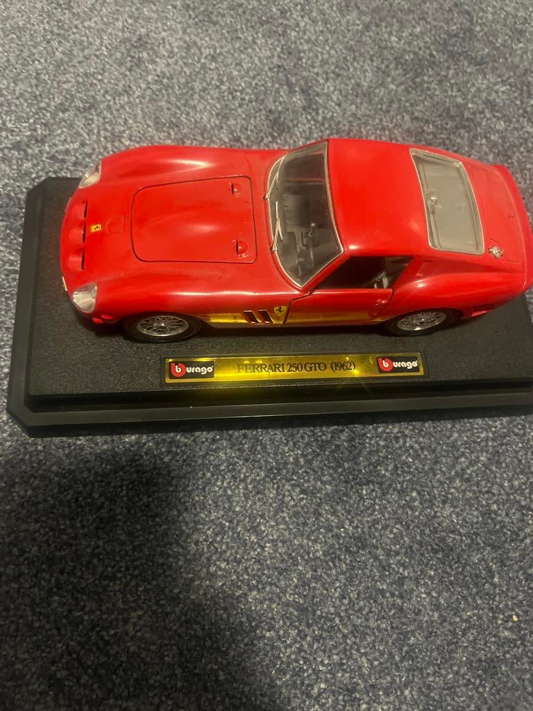 Ferrari 250 GTO 1962 modelauto - Voor verzamelaars!, Ophalen, Zo goed als nieuw, Auto, Bburago
