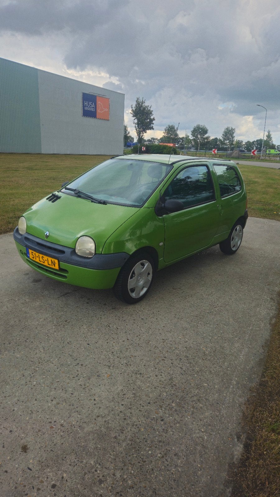 Renault Twingo 1.2 Groen (apk t/m 05-12-26, Voorwielaandrijving, 600 kg, 4 cilinders, Origineel Nederlands