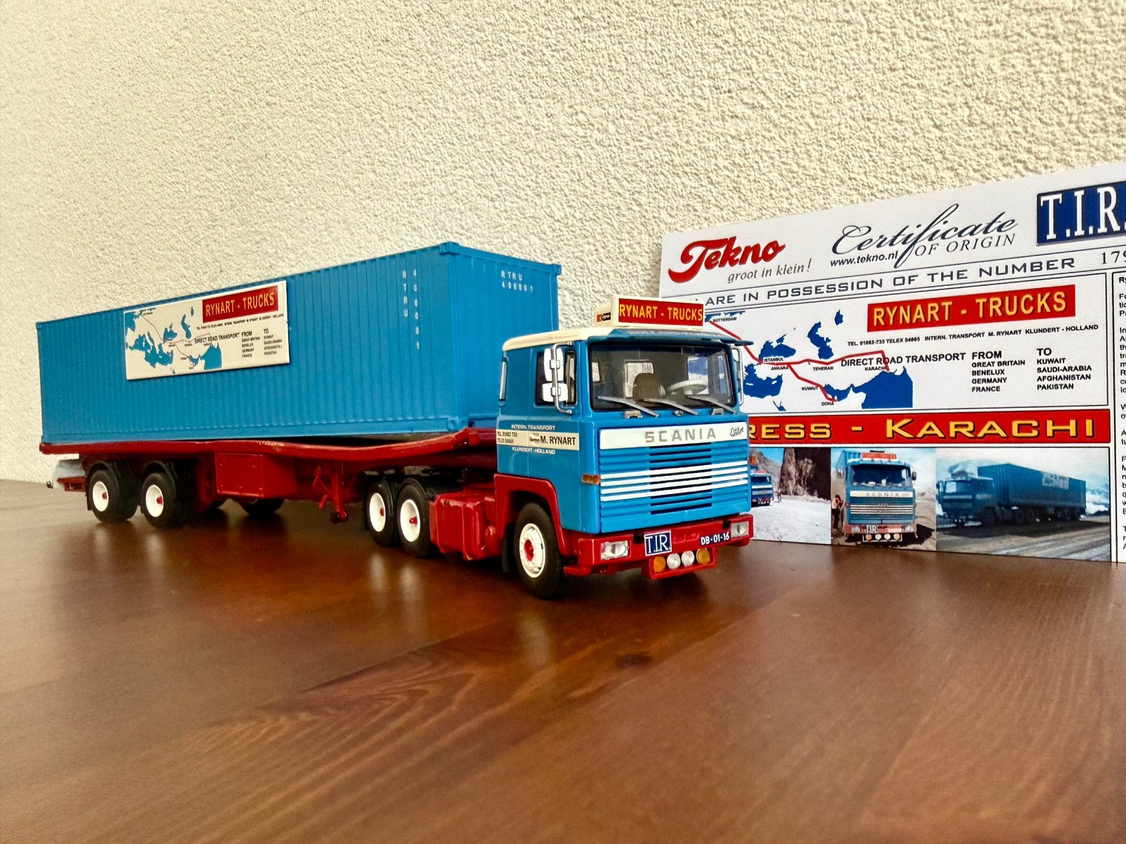 Tekno Rynart Trucks Scania 140 inclusief certificaat 179/200, Hobby en Vrije tijd, Modelauto's | 1:50, Ophalen of Verzenden, Zo goed als nieuw