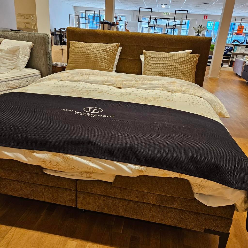 Showroommodel Axelson 180 x 210 elektrisch verstelbaar met l, 210 cm, Ophalen of Verzenden, 180 cm, Nieuw