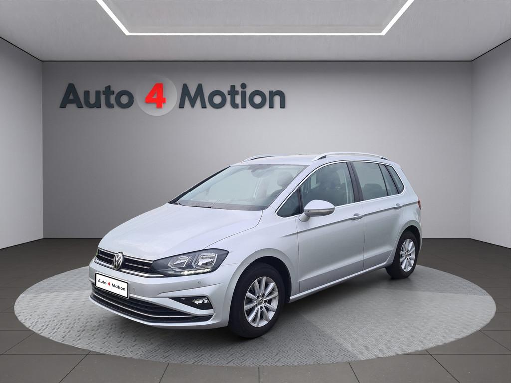 Volkswagen Golf Sportsvan 1.0TSI Highline AUTOMAAT i LED I N, Gebruikt, Bedrijf, 3 cilinders, Zilver of Grijs