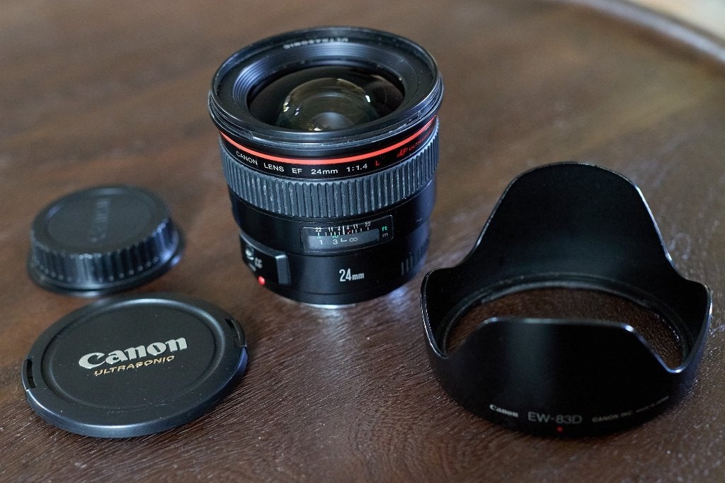 Canon EF 24mm 1.4 L USM €375, Ophalen, Canon, Groothoeklens, Zo goed als nieuw