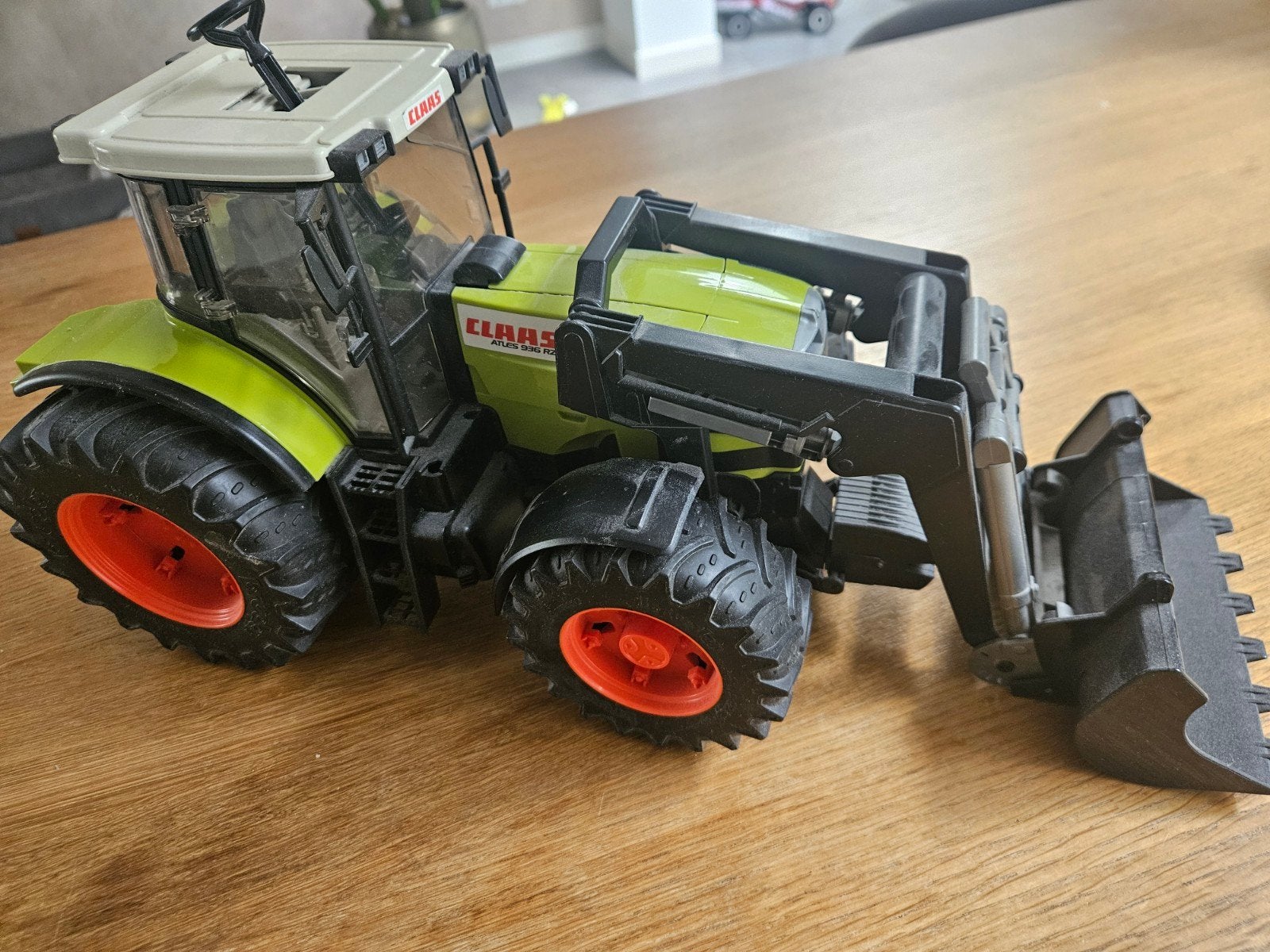Bruder Claas tractor met voorlader - Zo goed als nieuw, Ophalen, Zo goed als nieuw