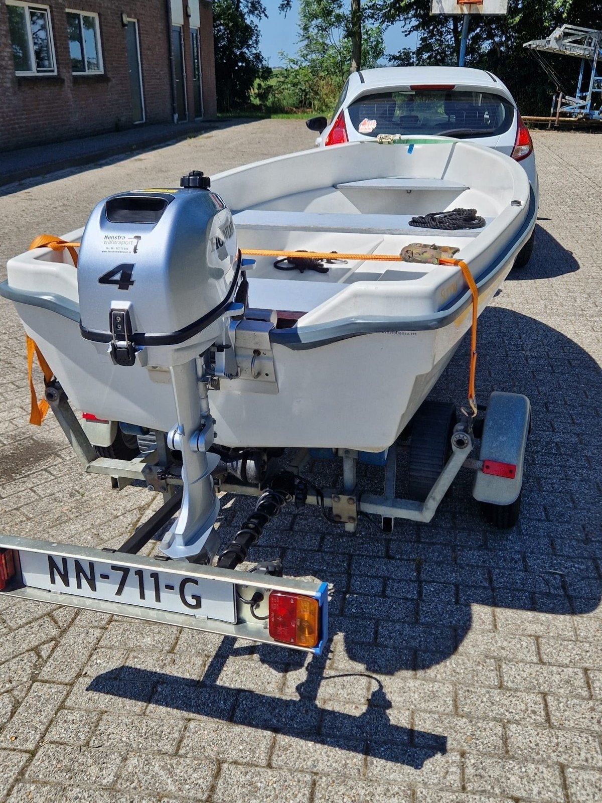 Terhi Sunny, Watersport en Boten, Vis- en Consoleboten, Ophalen
