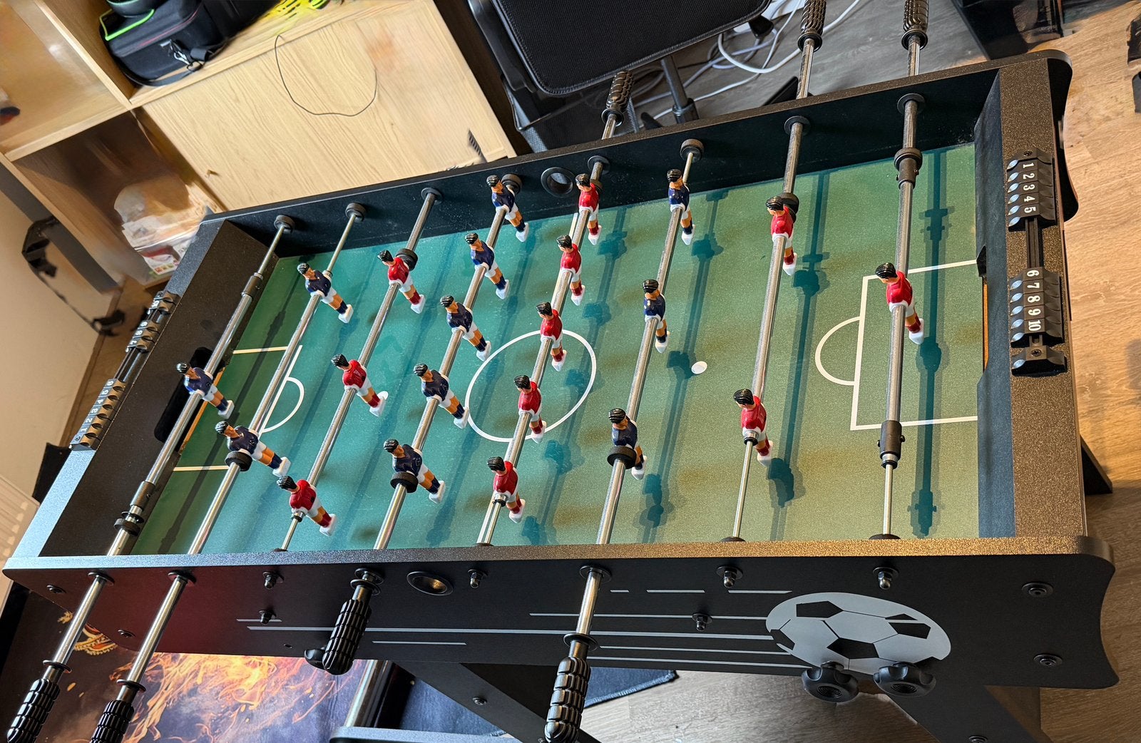Foto 5 van Cougar Scorpion Kick TS opklapbare voetbaltafel + 2 ballen