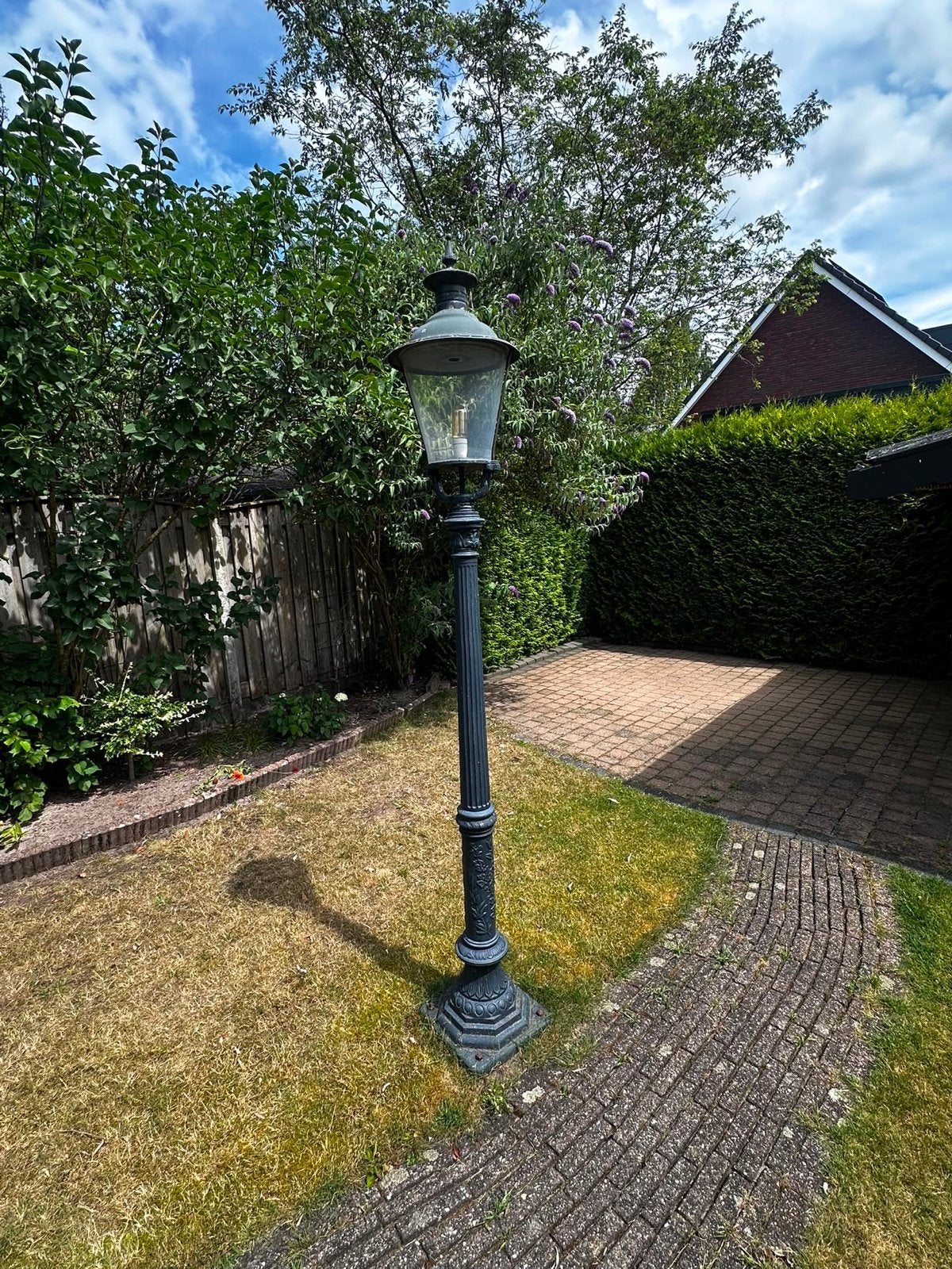 Gietijzeren lantaarnpaal voor tuin of oprit, Ophalen, Gebruikt, Staande lamp, Netvoeding