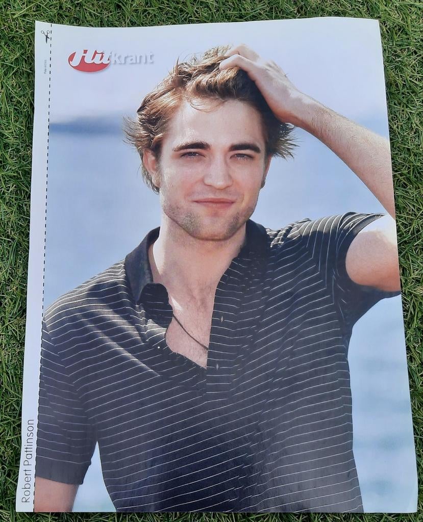 Poster A4 Hitkrant 2009 Robert Pattinson / Shia LaBeouf, A4 of kleiner, Ophalen of Verzenden, Film en Tv, Rechthoekig Staand