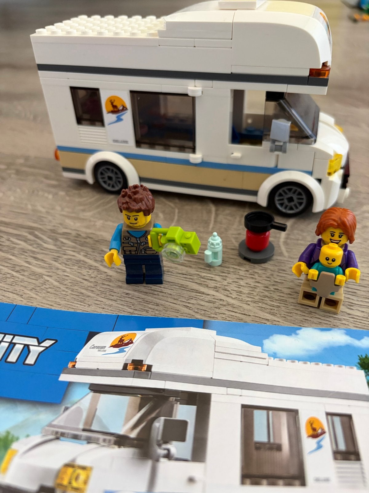 LEGO City 60283 Vakantie Camper - Zo goed als nieuw, Ophalen, Zo goed als nieuw, Overige merken