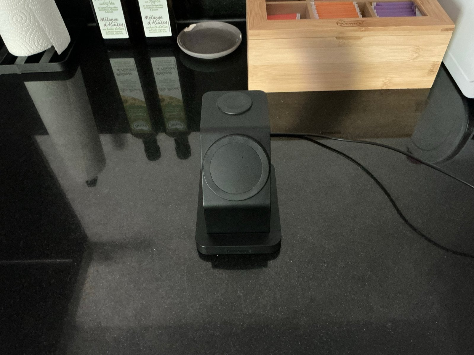 Isetchi Draadloos Oplaadstation met MagSafe, Telecommunicatie, Ophalen, USB-C, Oplaadstation, Zo goed als nieuw