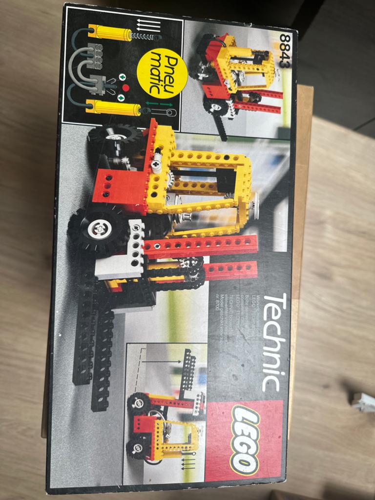Lego Technic 8843 Kraanwagen (Vintage, 1982) - Compleet, Kinderen en Baby's, Speelgoed | Racebanen, Ophalen of Verzenden, Zo goed als nieuw