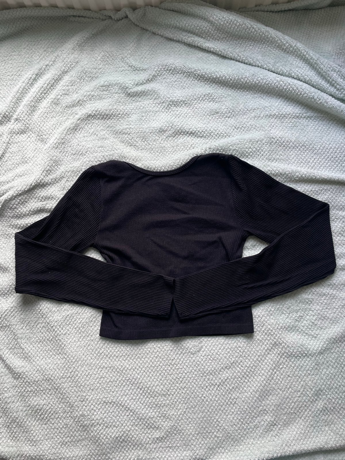 Zwarte backless top met lange mouwen - Maat M, Kleding | Dames, Maat 38/40 (M), Zwart, Ophalen of Verzenden, Lange mouw