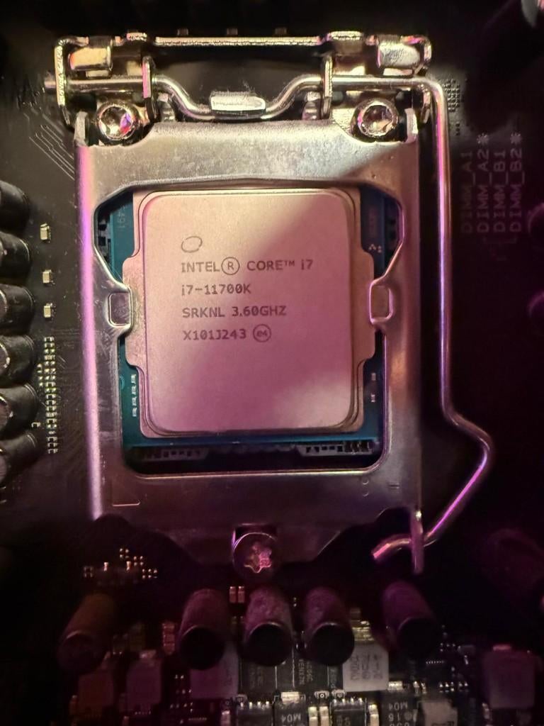 intel core i7-11700k/ASUS ROG Strix z590-e wifi, 8-core, Gebruikt, Verzenden, LGA 1200