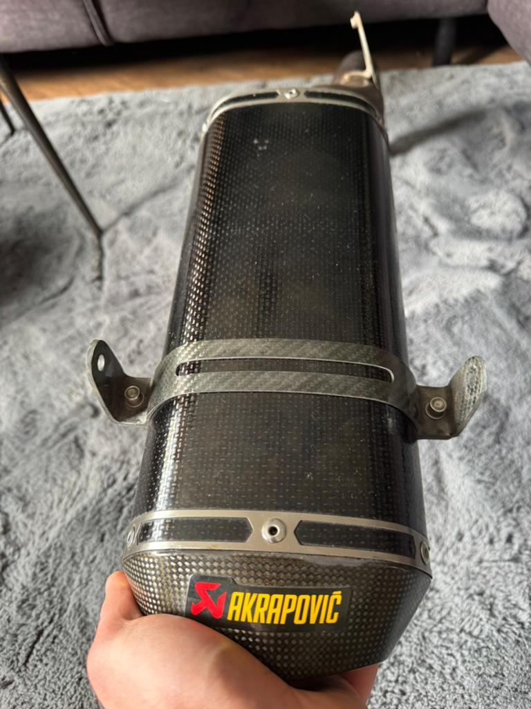 Slip On Uitlaat Akrapovic Honda CBR 600 RR PC37, Ophalen of Verzenden, Gebruikt